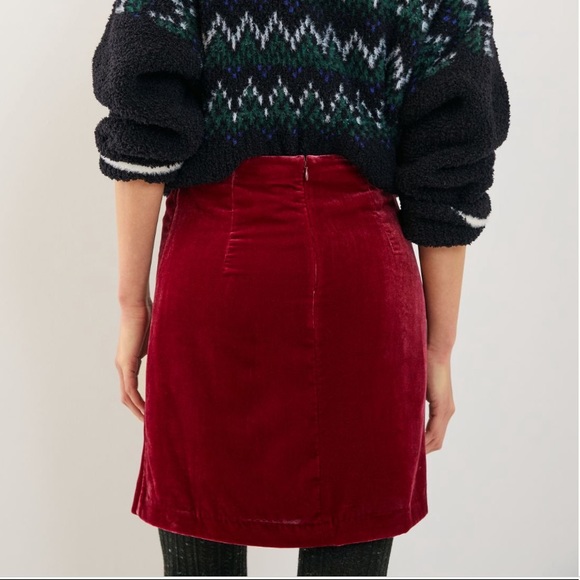 Anthropologie holiday velvet skirt XS•S - Picture 3 of 9